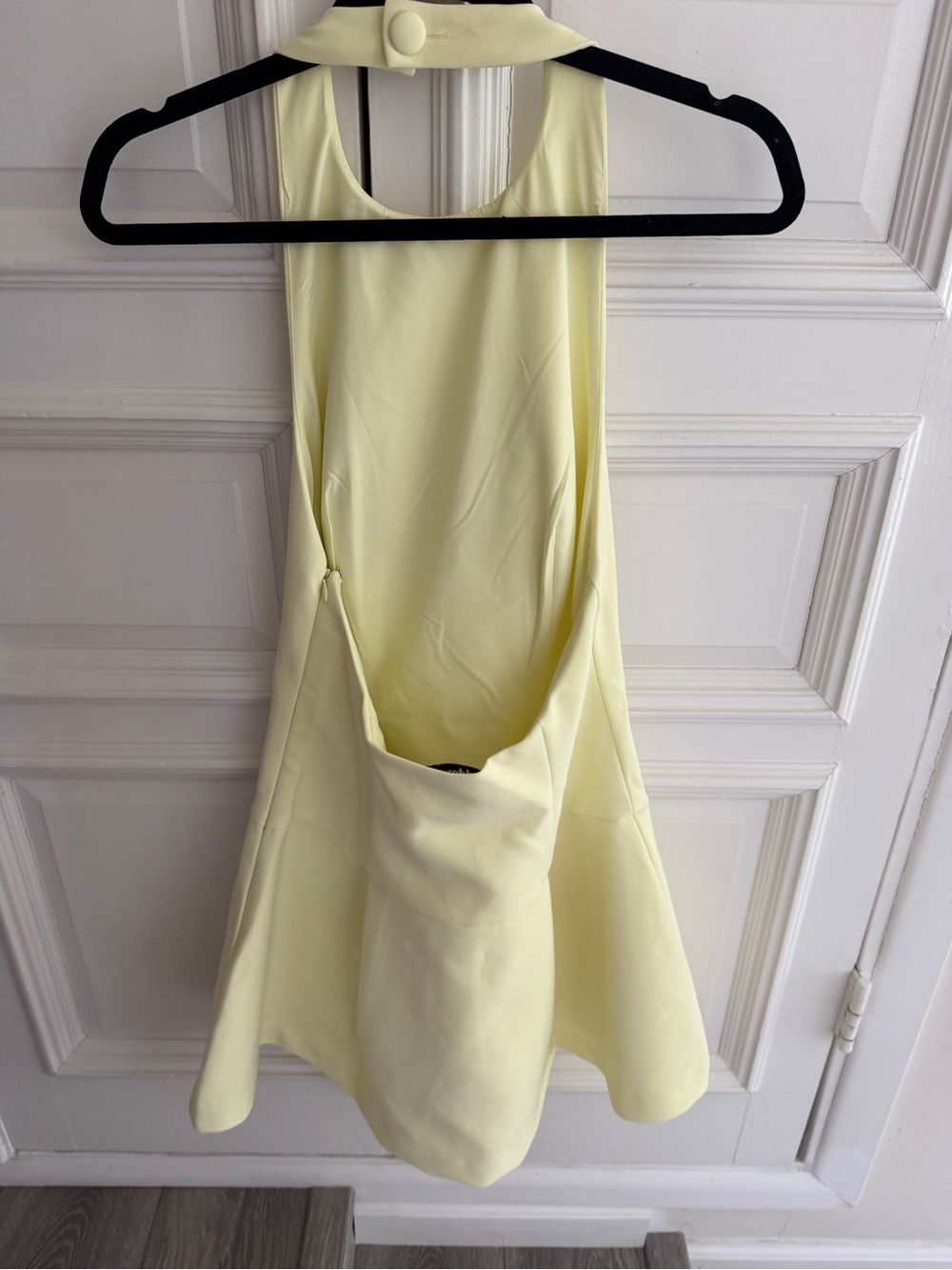OddMuse London Pale Lemon Halter Mini Dress - Picture 4 of 7